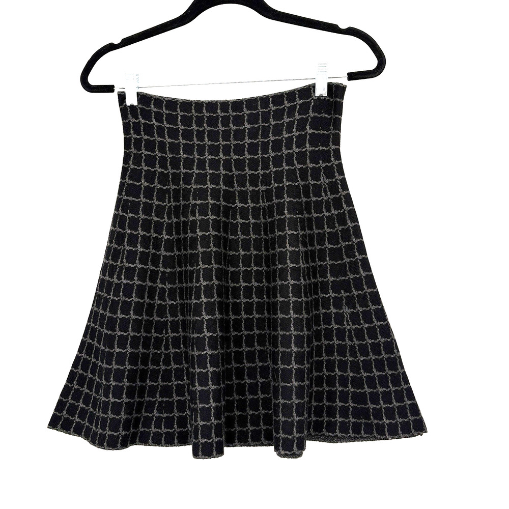 Max Studio Skirt Womens Small / Medium Black Gray Knit Flare‎ Stretch Pull On